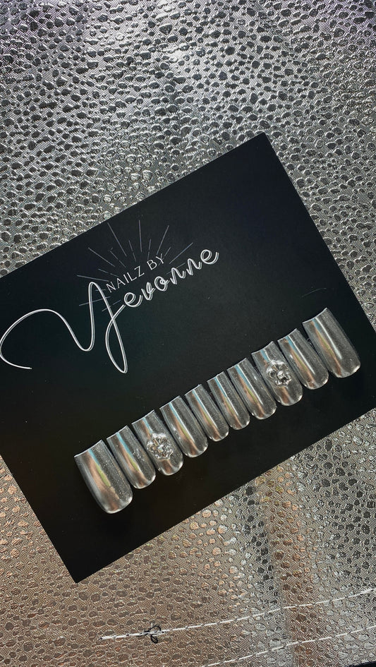Zayla Silver Chrome